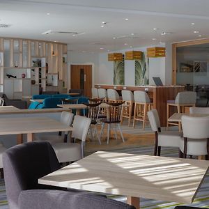 Hampton By Hilton Exeter Airport