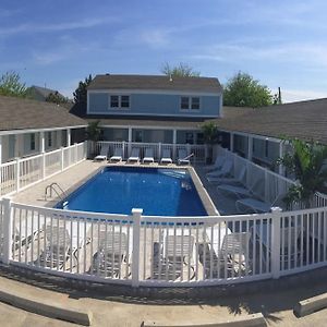Boardwalk Beach Inn